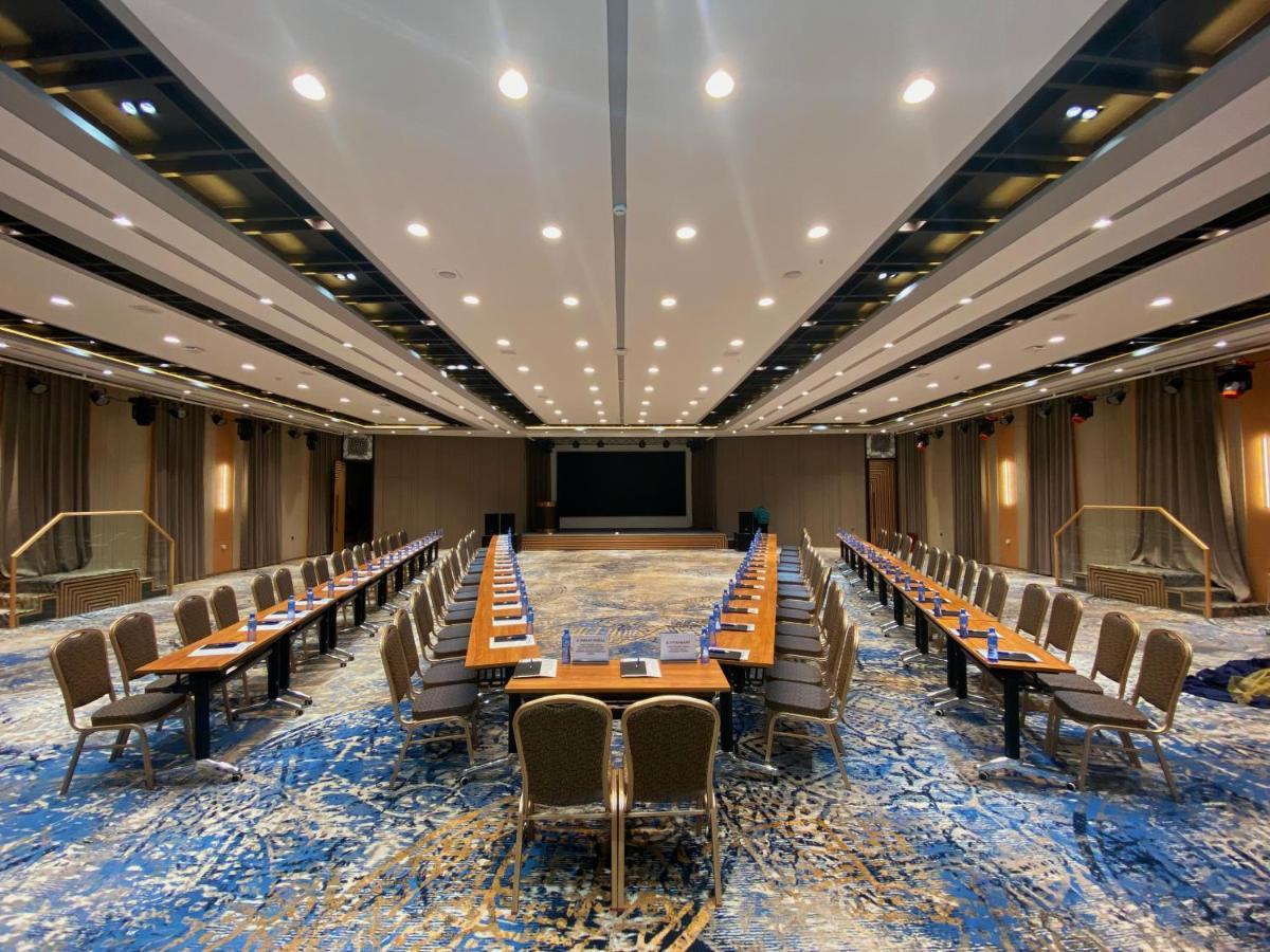 Millennium Plaza Hotel & Mall Oulan-Bator Extérieur photo